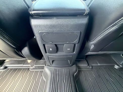 Used 2023 Ford Explorer XLT w/ Equipment Group 202A image 23