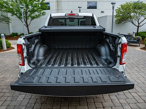 Used 2022 RAM 1500 Big Horn AWD/4WD image 37