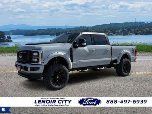 New 2026 Ford F250 Lariat w/ Black Appearance Package AWD/4WD image 7