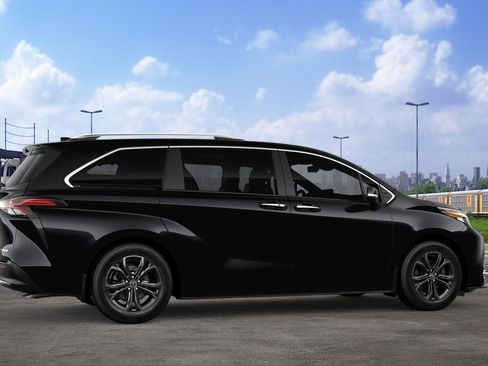 New 2026 Toyota Sienna Platinum AWD/4WD image 10