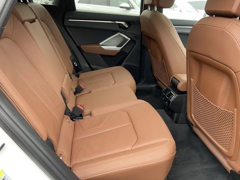 Certified 2025 Audi Q3 2.0T Premium w/ Convenience Package image 27