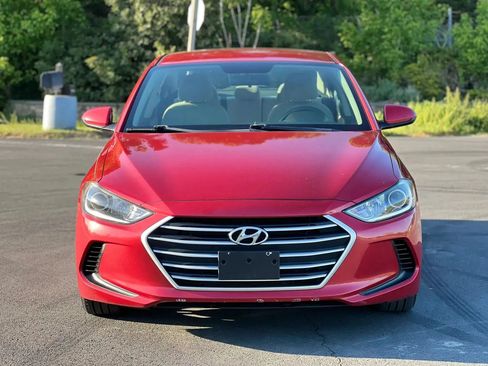 Used 2018 Hyundai Elantra SEL FWD image 8