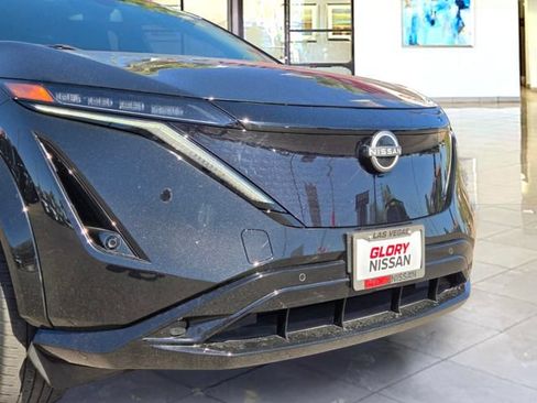 Used 2024 Nissan Ariya AWD image 2