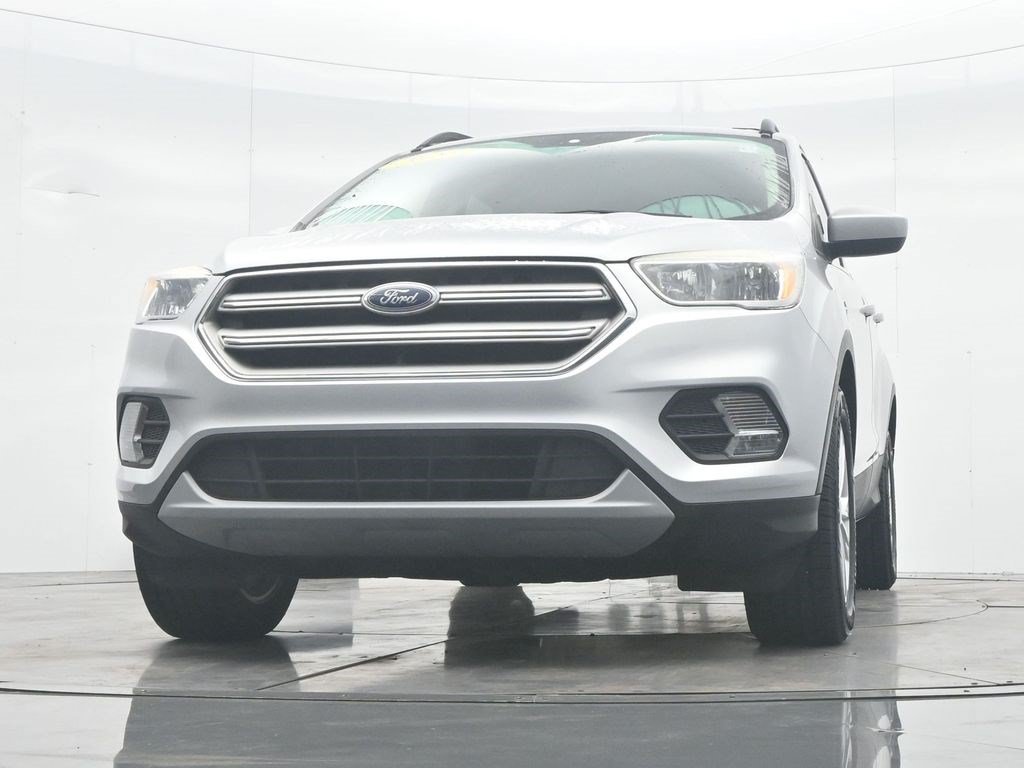 Used 2018 Ford Escape SE AWD/4WD image 39