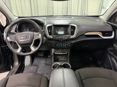 Used 2018 GMC Terrain SLE w/ Driver Convenience Package AWD/4WD image 13