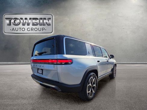 Used 2024 Rivian R1S Adventure Quad AWD/4WD image 4