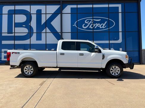 Used 2021 Ford F350 XLT w/ XLT Value Package AWD/4WD image 8