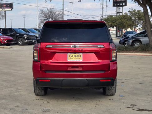 Used 2022 Chevrolet Tahoe Z71 w/ Z71 Off-Road Package image 4