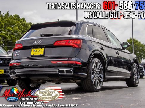 Used 2018 Audi SQ5 Premium Plus w/ S Sport Package AWD/4WD image 4