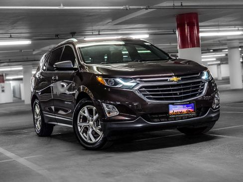 Used 2020 Chevrolet Equinox Premier FWD image 4