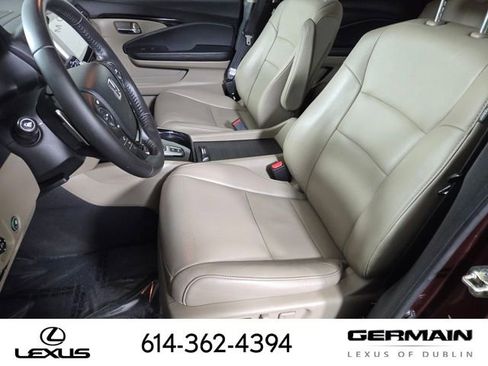 Used 2017 Honda Pilot Touring image 19