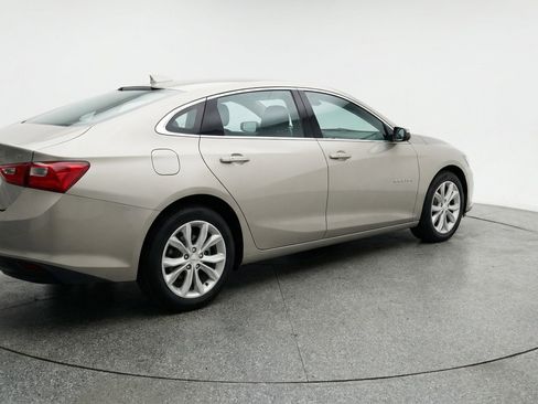 Used 2024 Chevrolet Malibu LT image 9