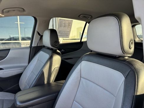 Used 2020 Chevrolet Equinox Premier image 11