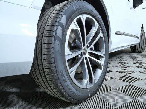 New 2026 Audi Q7 2.0T Premium image 9