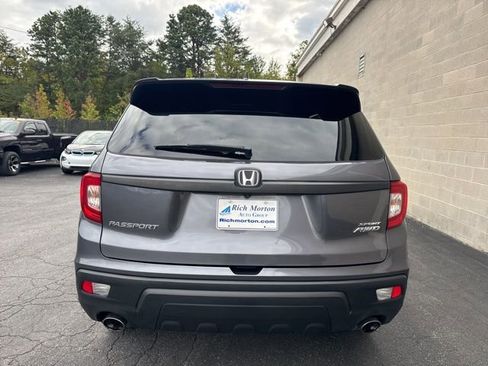 Used 2019 Honda Passport Sport image 11