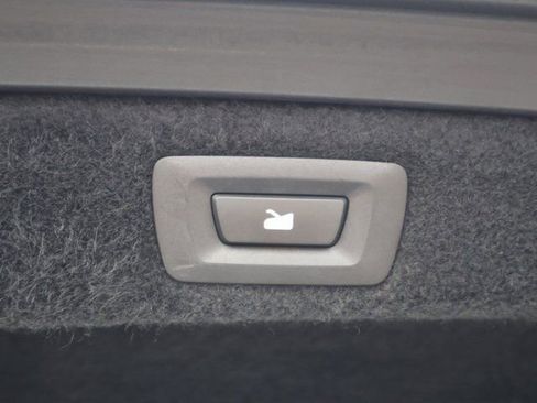 Used 2022 Lucid Air Grand Touring image 21