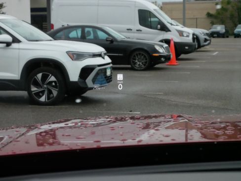 Certified 2025 Volkswagen Atlas Cross Sport SEL R-Line image 29