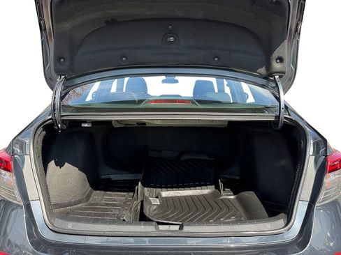 Used 2023 Honda Civic Sport image 9