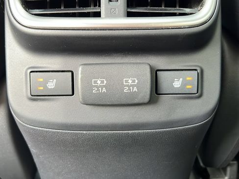Used 2022 Subaru Outback Limited AWD/4WD image 11