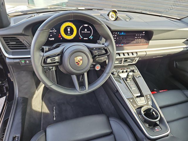 Certified 2026 Porsche 911 Targa 4 GTS AWD/4WD image 19