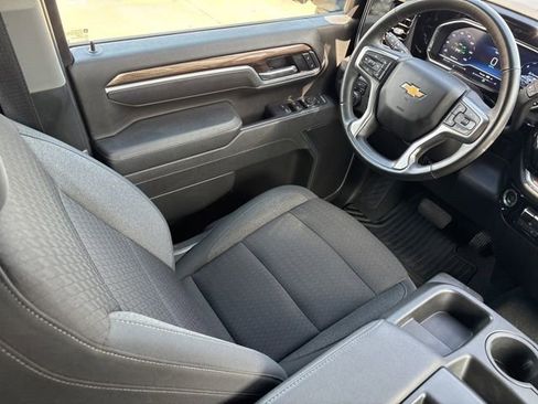 Used 2025 Chevrolet Silverado 2500 LT w/ Safety Package AWD/4WD image 16