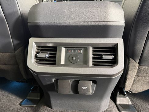 Certified 2023 Ford F250 Lariat w/ Lariat Ultimate Package AWD/4WD image 15