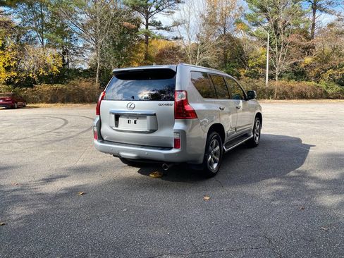 Used 2013 Lexus GX 460 Premium image 6
