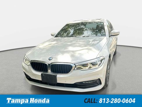 Used 2018 BMW 540i xDrive AWD/4WD image 1