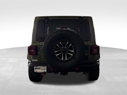 Used 2025 Jeep Wrangler Unlimited Rubicon AWD/4WD image 7