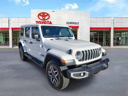 Used 2025 Jeep Wrangler Sahara w/ Safety Group image 2