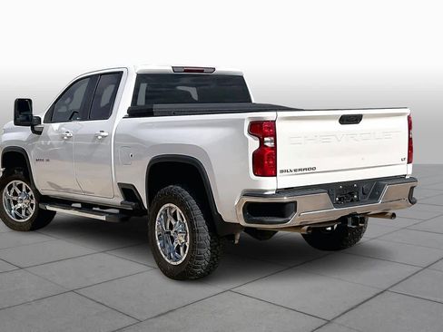 Used 2021 Chevrolet Silverado 2500 LT w/ Convenience Package image 13