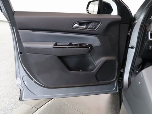 Used 2025 Honda Prologue Elite image 11