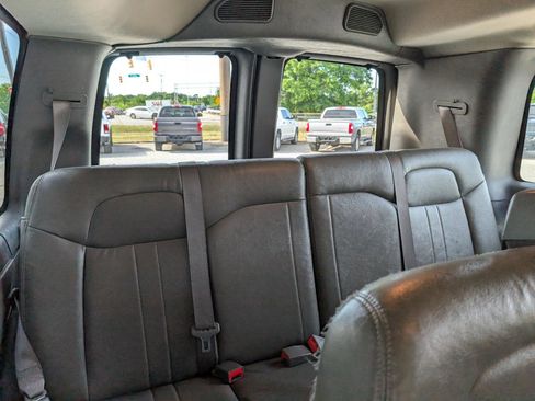 Used 2013 GMC Savana 2500 LS w/ Power Package RWD image 17