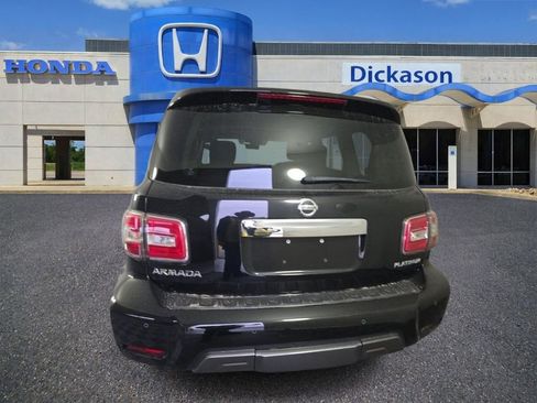 Used 2020 Nissan Armada Platinum w/ Captain's Chairs Package RWD image 4
