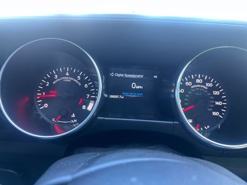 Used 2020 Ford Mustang GT Premium w/ Carbon Sport Interior Package RWD image 10