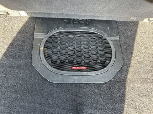 Used 2021 Jeep Wrangler Rubicon image 40