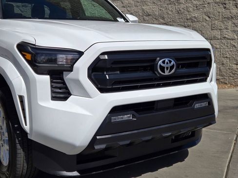 Used 2024 Toyota Tacoma SR5 RWD image 28