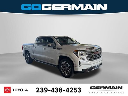 Used 2022 GMC Sierra 1500 Denali w/ Denali Reserve Package AWD/4WD image 14