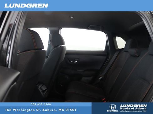 Used 2025 Honda HR-V Sport image 14