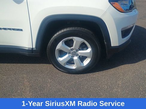 Used 2018 Jeep Compass Latitude w/ Popular Equipment Group AWD/4WD image 12