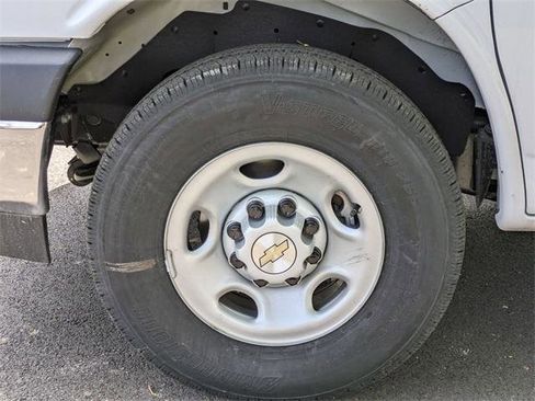 New 2025 Chevrolet Express 3500 w/ Power Convenience Package image 27