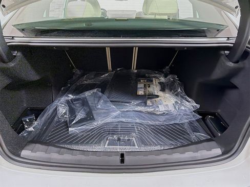 New 2026 BMW 330i xDrive Sedan w/ Premium Package image 28