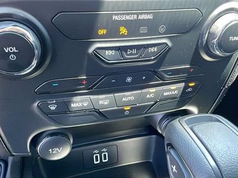 Used 2022 Ford Ranger XL w/ Equipment Group 101A High RWD image 18