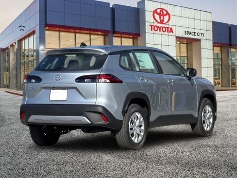 New 2026 Toyota Corolla Cross L FWD image 6