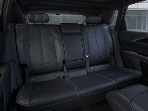 New 2025 Cadillac Lyriq Luxury image 17