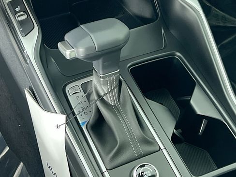 New 2026 Kia Sorento S w/ S Panoramic Sunroof Package image 21