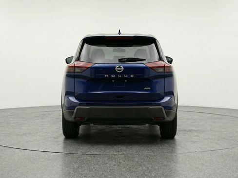 Used 2025 Nissan Rogue SV image 7