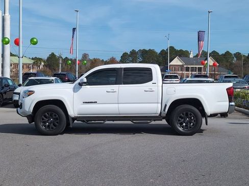 Used 2021 Toyota Tacoma SR5 image 7