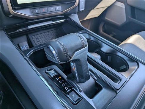 Used 2024 Ford F150 Lightning Lariat image 11