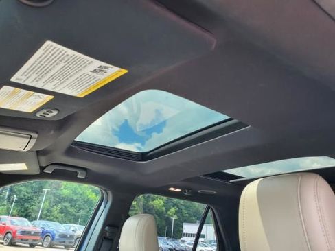 Used 1999 Chevrolet Corvette Base w/ Memory Pkg image 39